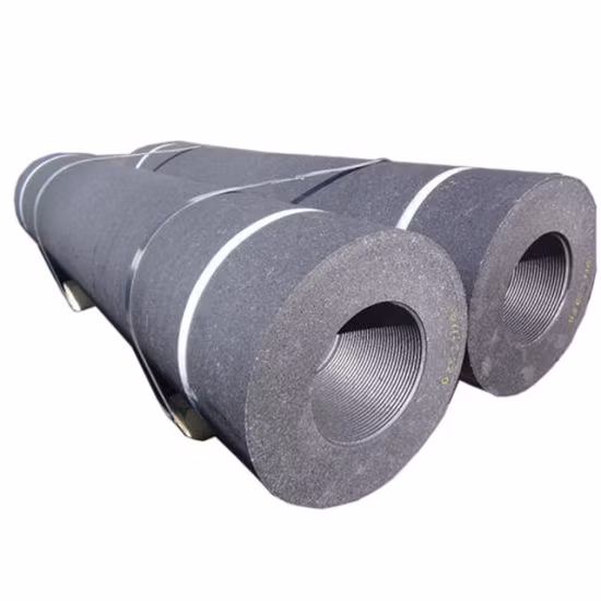 Geringer Verbrauch, hochwertige Kohlenstoffgraphit-UHP700-mm-Graphitelektrode zum Stahlschmelzen